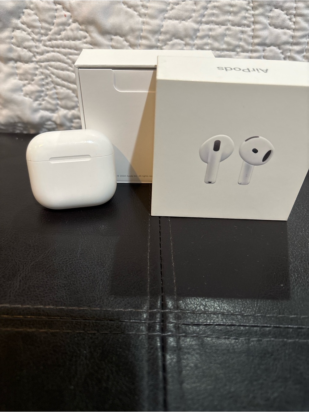 Apple White AirPods with Charging Case 4th generation and Box